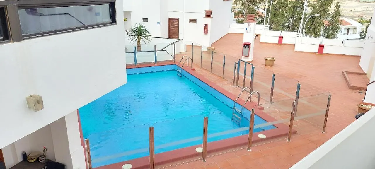 Los Cristianos Apartment, 1 Bedroom Wifi Free & Big Terrace 0*, Los Cristianos (Tenerife) Spain